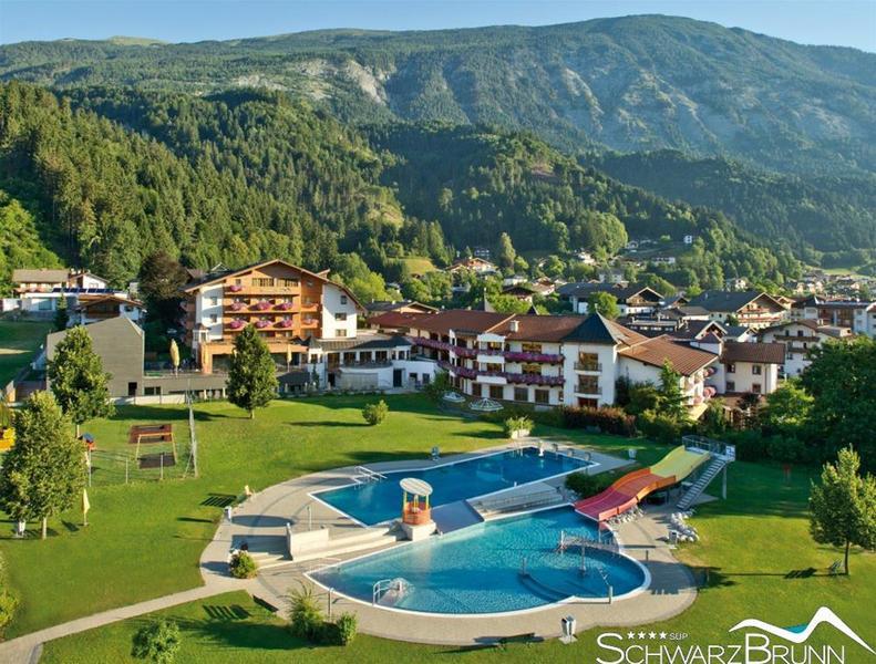 All In Resort Schwarzbrunn Stans Exteriör bild